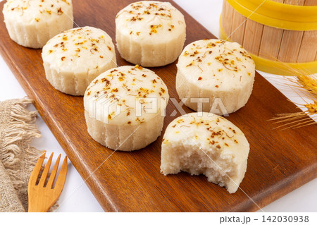 osmanthus Rice Cake Traditional Chinese Steamed Food osmanthus Rice Cake Traditional Chinese Steamed Food 142030938