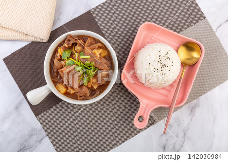 braised Beef with Potato Rice Meal Chinese Food braised Beef with Potato Rice Meal Chinese Food 142030984
