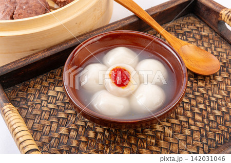 hawthorn Filled Glutinous Rice Balls Dessert Food hawthorn Filled Glutinous Rice Balls Dessert Food 142031046