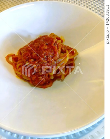 フルコース料理　洋食　豪華なランチ 142031911