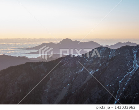 台湾最高峰、玉山登山ルートの風景 台湾最高峰、玉山登山ルートの風景 142032962
