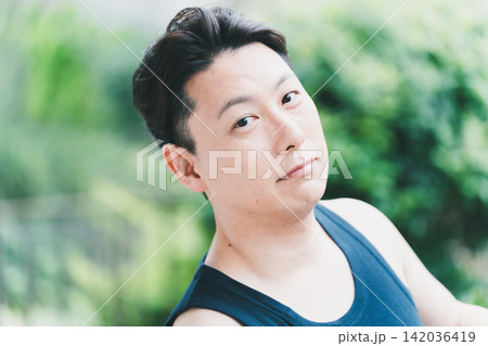 40代男性のメンズビューティーポートレート 40代男性のメンズビューティーポートレート 142036419