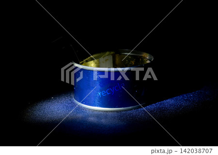 Recycle concept empty tin can Recycle concept empty tin can 142038707