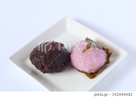 桜餅とお萩 桜餅とお萩 142040482
