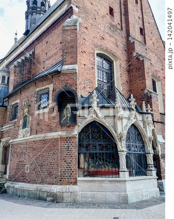 The historic center of Krakow on the old streets of Europe 142041497