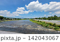 京都・嵐山エリアの川と青空の夏風景 142043067