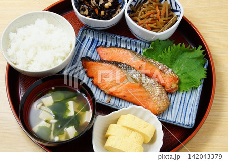 朝食イメージ 142043379