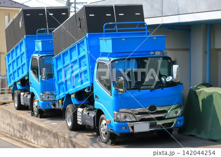 産業廃棄物収集運搬車 イメージ 産業廃棄物収集運搬車 イメージ 142044254