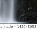 夏の桜滝 142045058