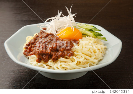 ジャージャー麺 ジャージャー麺 142045354