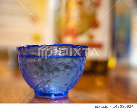 冷涼な藍に佇む極上の一杯 142050924