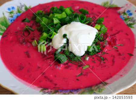 Cold beetroot soup. A traditional Lithuanian-Belarusian summer dish with sour cream, with a retro twist. 142053593