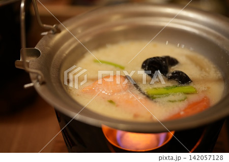 鍋料理 鍋料理 142057128