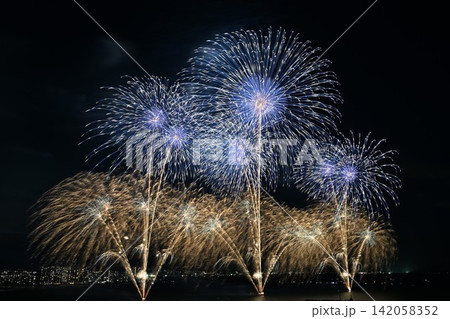 2026年 びわ湖大花火大会 俯瞰眺望 2026年 びわ湖大花火大会 俯瞰眺望 142058352