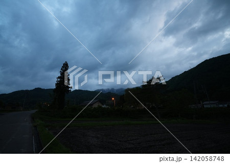 夕暮れ 夕暮れ 142058748