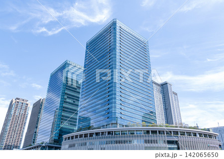 大阪府大阪市 晴天のグランフロント大阪 大阪府大阪市 晴天のグランフロント大阪 142065650