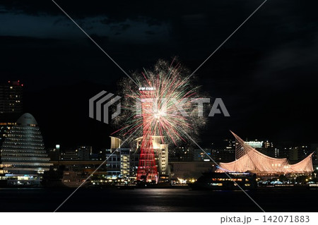 神戸 みなとの夜 神戸港 ウィークエンド花火 神戸 みなとの夜 神戸港 ウィークエンド花火 142071883