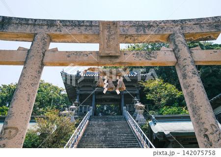 【#沼島】八幡神社の石段と山門 【#沼島】八幡神社の石段と山門 142075758