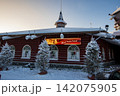フィンランドのサンタクロース村のあるロヴァニエミの風景 142075905