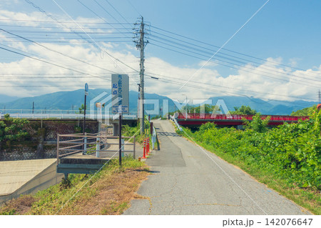 あづみ野やまびこ自転車道・起点【安曇野市穂高】 あづみ野やまびこ自転車道・起点【安曇野市穂高】 142076647