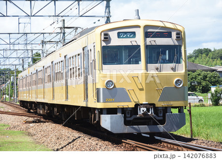 伊豆箱根鉄道駿豆線 1300系(大場駅近く) 伊豆箱根鉄道駿豆線 1300系(大場駅近く) 142076883
