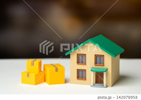House and boxes. Order delivery. Moving to another house. Last mile logistics. 142078958