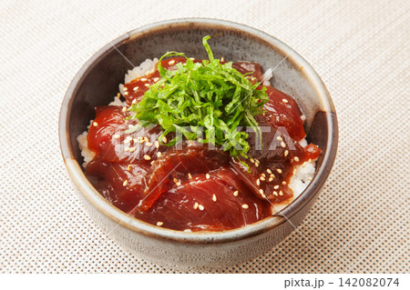 まぐろ漬け丼 まぐろ漬け丼 142082074
