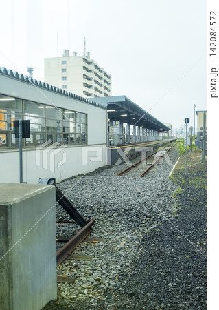 日本最北端のJR北海道宗谷本線稚内駅 日本最北端のJR北海道宗谷本線稚内駅 142084572