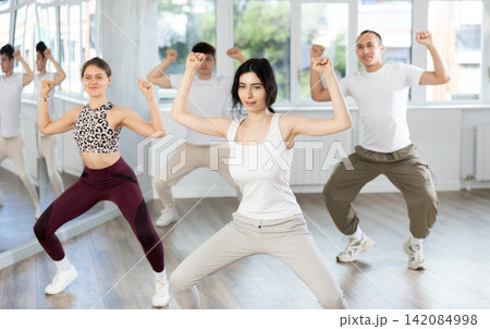 Group of young people dancing jazz funk 142084998