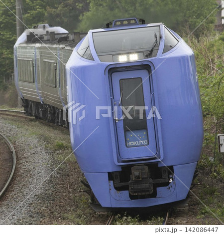 【構図変更トリミング変更】JR北海道キハ281系先頭車 【構図変更トリミング変更】JR北海道キハ281系先頭車 142086447