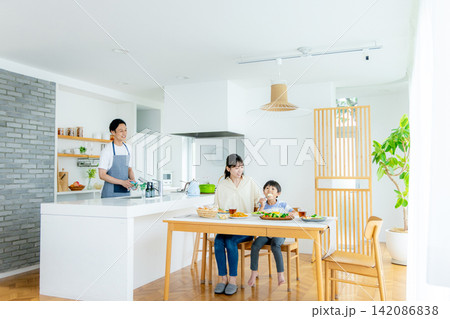 主夫　食卓 142086838