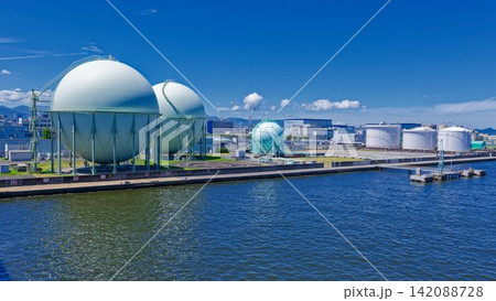 福岡市東区の東浜LPG総合物流基地 福岡市東区の東浜LPG総合物流基地 142088728