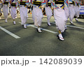 伝統の徳島阿波踊り 142089039