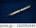 木軸ボールペン 142092449