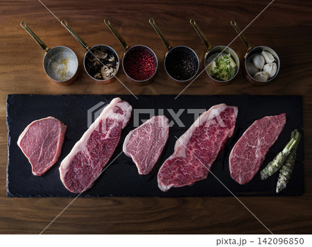 和牛肉 142096850