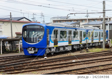 ことでん仏生山駅にて新車両(2026年8月撮影) ことでん仏生山駅にて新車両(2026年8月撮影) 142104398