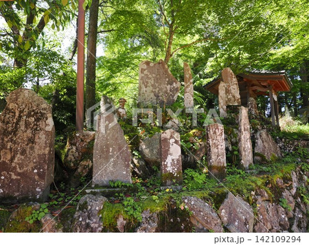 東京都 青梅市 御岳山の武蔵御嶽神社 東京都 青梅市 御岳山の武蔵御嶽神社 142109294