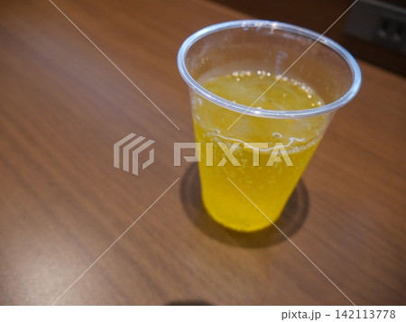 炭酸飲料 142113778