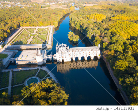 Aerial view of Chateau de Chenonceau Aerial view of Chateau de Chenonceau 142113933