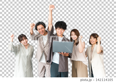 Male and female businessmen vigorously posing their fists (challenge, challenge, achievement, success) Male and female businessmen vigorously posing their fists (challenge, challenge, achievement, success) 142114105