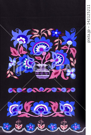 Handmade embroidery, folk arts and crafts Handmade embroidery, folk arts and crafts 142125211