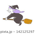 ほうきに乗って飛ぶ魔女 142125297
