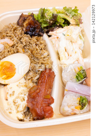 おいしいナシゴレン弁当 おいしいナシゴレン弁当 142129973