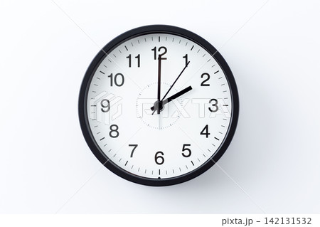 2時を示す時計 2時を示す時計 142131532