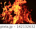 炎　16　燃え上がる炎のテクスチャ 142132632