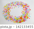 background, colored beads blurred image 142133455