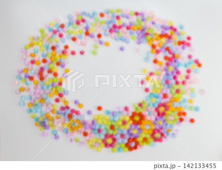 background, colored beads blurred image 142133455