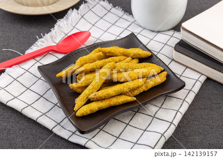 spicy Crispy Pea Snack Food Ingredient Closeup spicy Crispy Pea Snack Food Ingredient Closeup 142139157