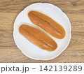 コッペパン 142139289