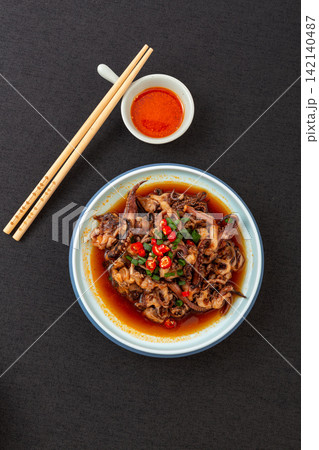 chinese Style Chilled Squid Tentacles with Sauce Dressing 142140487